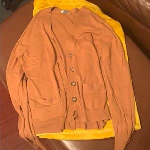 Old navy khaki cardigan